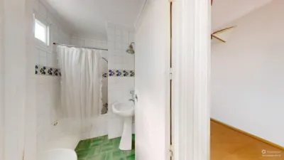 Piso en venta en Calle Virgen de la Antigua, Los Remedios (Distrito Los Remedios. Sevilla Capital) de 765.000 €