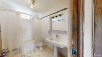 Piso en venta en Calle Virgen de la Antigua, Los Remedios (Distrito Los Remedios. Sevilla Capital) de 765.000 €