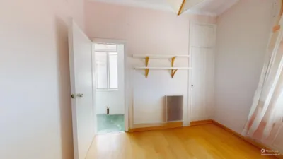 Piso en venta en Calle Virgen de la Antigua, Los Remedios (Distrito Los Remedios. Sevilla Capital) de 765.000 €