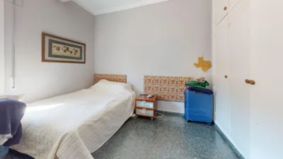 Piso en venta en Calle Virgen de la Antigua, Los Remedios (Distrito Los Remedios. Sevilla Capital) de 765.000 €