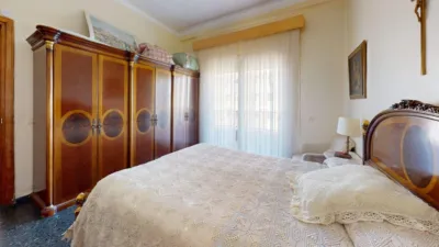 Piso en venta en Calle Virgen de la Antigua, Los Remedios (Distrito Los Remedios. Sevilla Capital) de 765.000 €
