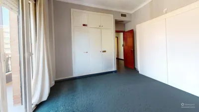 Piso en venta en Calle Virgen de la Antigua, Los Remedios (Distrito Los Remedios. Sevilla Capital) de 765.000 €