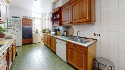 Piso en venta en Calle Virgen de la Antigua, Los Remedios (Distrito Los Remedios. Sevilla Capital) de 765.000 €