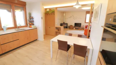 Chalet en venta en Calle de Mendoza, Zona Rural Noroeste (Vitoria - Gasteiz) de 660.000 €