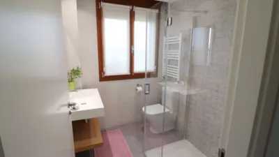 Chalet en venta en Calle de Mendoza, Zona Rural Noroeste (Vitoria - Gasteiz) de 660.000 €