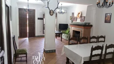 Townhouse for sale in El Rocio photo 9