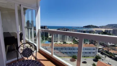 Piso en alquiler en Playa, Zona Playa (Laredo) de 3.000 €<span>/mes</span>