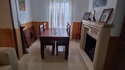 House in the Centre photo 3