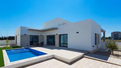 Chalet in Daya Nueva photo 3