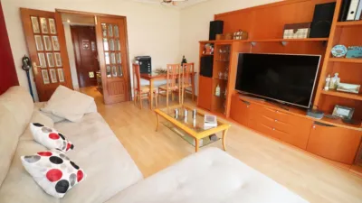 Apartment on Calle de la Voluntaria – Ready to Move In photo 5