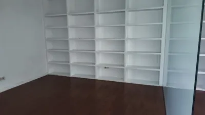 Oficina en alquiler en Esteiro - Més