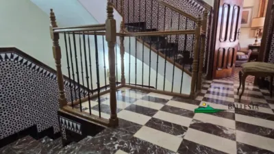 House in the Center photo 5