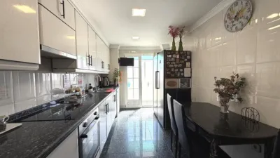 Apartment on Madre Elisea Street photo 15