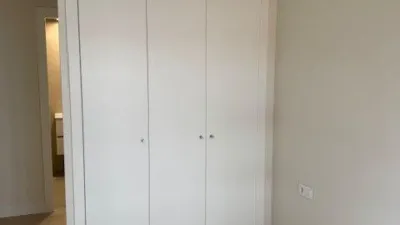 Piso en alquiler en Calle Angel Ojeda Aviles, Arco Norte-Avenida de España (Distrito Zona Centro. Dos Hermanas) de 1.200 €<span>/mes</span>