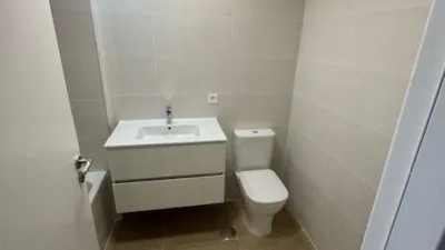 Piso en alquiler en Calle Angel Ojeda Aviles, Arco Norte-Avenida de España (Distrito Zona Centro. Dos Hermanas) de 1.200 €<span>/mes</span>