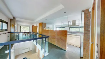 Chalet en alquiler en Avenida de las Mimosas, cerca de Calle de las Adelfas, El Zaudín-Club de Golf (Bormujos) de 4.500 €<span>/mes</span>