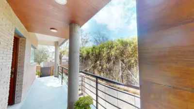 Chalet en alquiler en Avenida de las Mimosas, cerca de Calle de las Adelfas, El Zaudín-Club de Golf (Bormujos) de 4.500 €<span>/mes</span>
