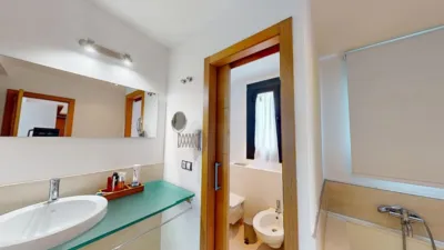 Chalet en alquiler en Avenida de las Mimosas, cerca de Calle de las Adelfas, El Zaudín-Club de Golf (Bormujos) de 4.500 €<span>/mes</span>