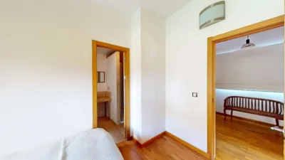 Chalet en alquiler en Avenida de las Mimosas, cerca de Calle de las Adelfas, El Zaudín-Club de Golf (Bormujos) de 4.500 €<span>/mes</span>