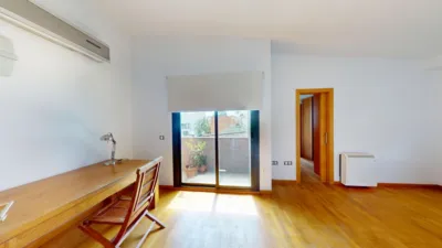 Chalet en alquiler en Avenida de las Mimosas, cerca de Calle de las Adelfas, El Zaudín-Club de Golf (Bormujos) de 4.500 €<span>/mes</span>