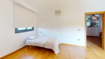 Chalet en alquiler en Avenida de las Mimosas, cerca de Calle de las Adelfas, El Zaudín-Club de Golf (Bormujos) de 4.500 €<span>/mes</span>