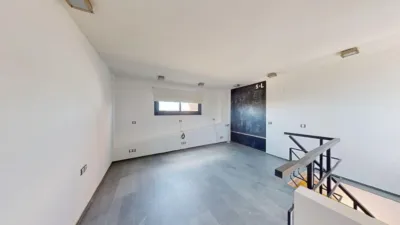 Chalet en alquiler en Avenida de las Mimosas, cerca de Calle de las Adelfas, El Zaudín-Club de Golf (Bormujos) de 4.500 €<span>/mes</span>