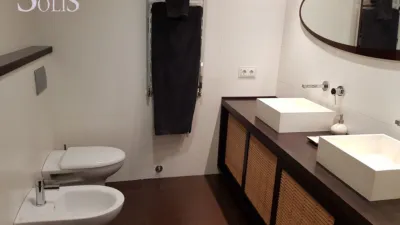 Apartamento en alquiler en El Auditorio, Parque de Invierno (Oviedo) de 875 €<span>/mes</span>