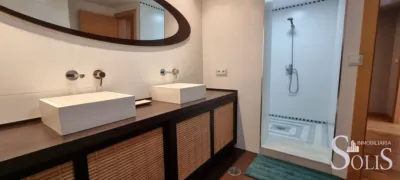 Apartamento en alquiler en El Auditorio, Parque de Invierno (Oviedo) de 875 €<span>/mes</span>