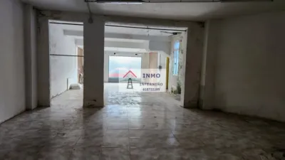 Local comercial en alquiler en Ensanche A - Vista 5