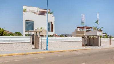 Chalet en venta en Avenida Ciudad de Castellón, 4 - Więcej