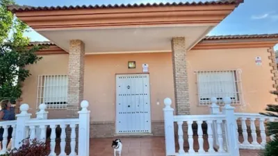 Chalet on Besana Street, El Pino photo 33