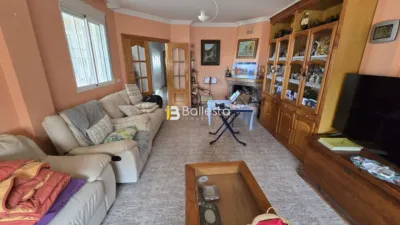 Chalet on a street in Cuenca photo 7
