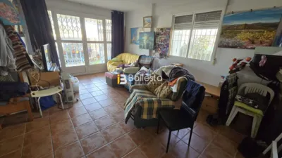 Chalet on a street in Cuenca photo 8