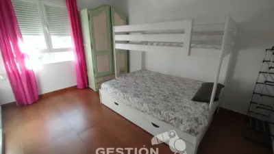 Piso en alquiler en Francisco Aguirre - Gil de Albornoz, Tres Olivos-La Piedad (Talavera de la Reina) de 700 €<span>/mes</span>