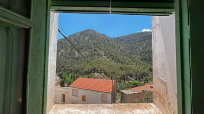 House on Calle de la Glorieta, 16 photo 2