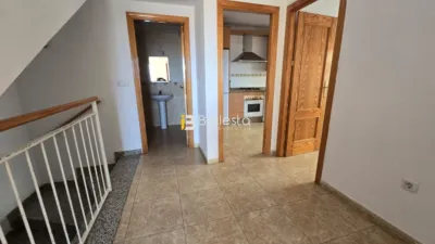 Duplex in Bus Station photo 12