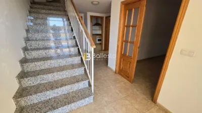 Duplex in Bus Station photo 4