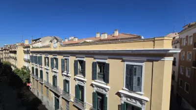 Piso en alquiler en Calle del Pez - Imagen 17