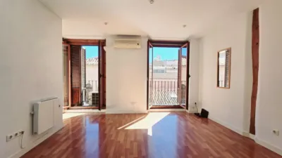 Piso en alquiler en Calle del Pez - Imagen 2