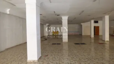 Local comercial en venta en Industria - Vista 2