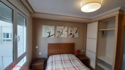 Piso en alquiler en Centro, Centro (Laredo) de 3.300 €<span>/mes</span>