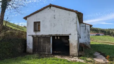 Rustic farm on Calle Mata, No. 18 photo 2