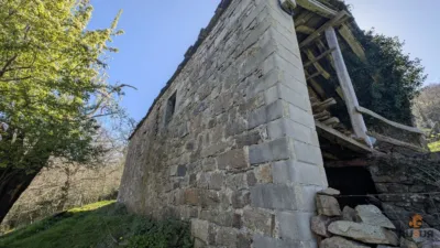 Rustic farm on Calle Vegalosvados, No. 12 photo 14