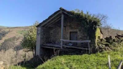 Rustic farm on Calle Vegalosvados, No. 12 photo 17
