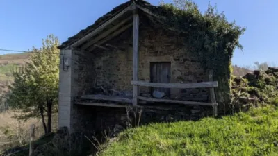 Rustic farm on Calle Vegalosvados, No. 12 photo 20