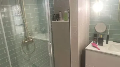 Piso en alquiler en San Lázaro, Otero-Villafría-San Lázaro (Oviedo) de 925 €<span>/mes</span>