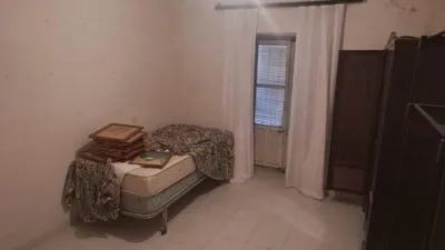 House in the Centre photo 3