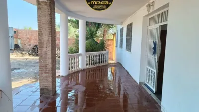 Chalet in Urb. San Roque photo 2