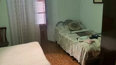 House in the Centre photo 8