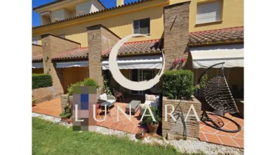 Townhouse in Islantilla - Golf Course photo 11